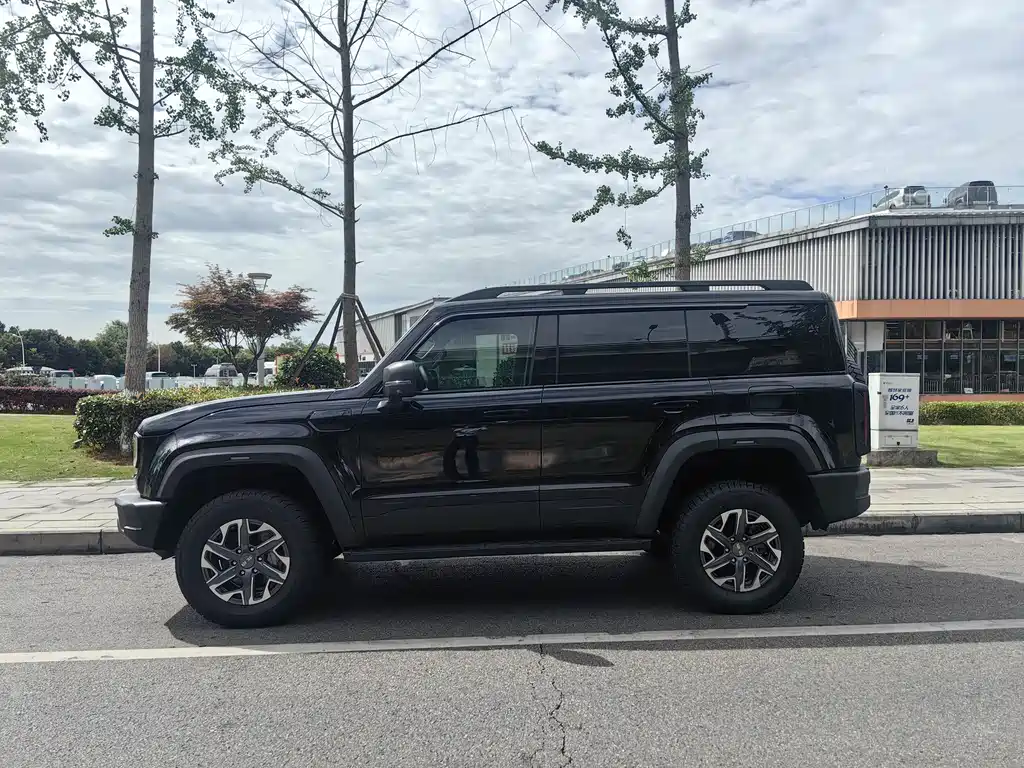 BAIC BJ40 北京越野BJ40 2026款 2.0 D 探险家 柴油版