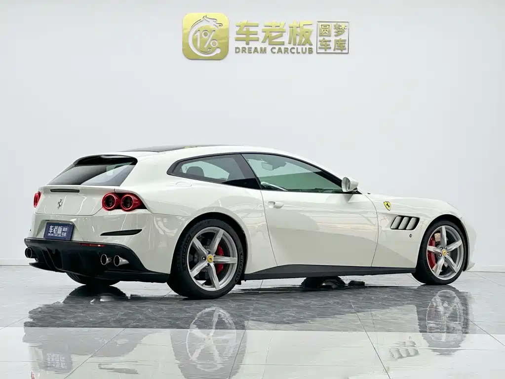 GTC4 Lusso 3.9 T V8