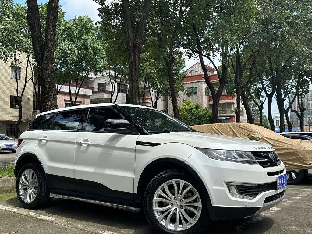 Landwind X7 2.0 T Panoramic Distinguished
