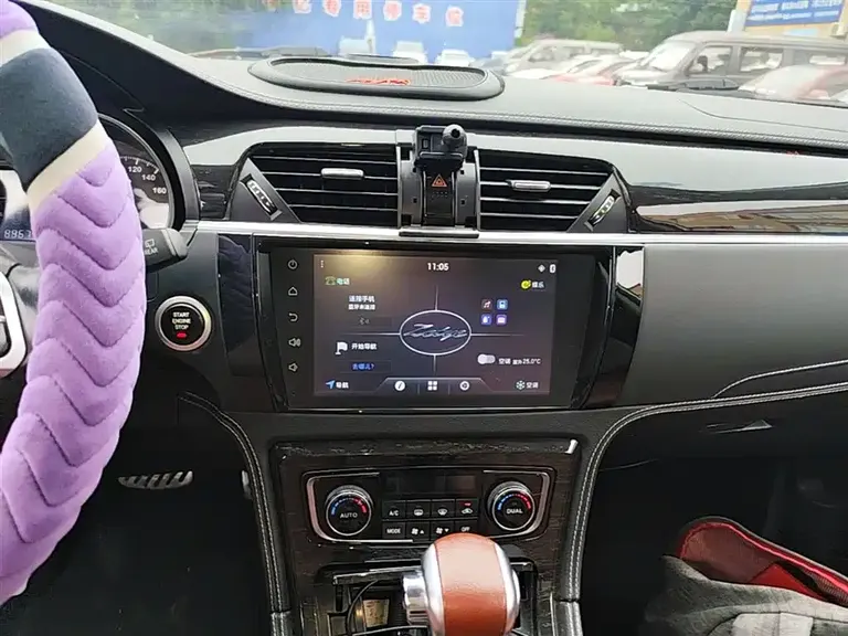 Zotye T600 众泰T600 2016款 2.0 T DCT尊贵型