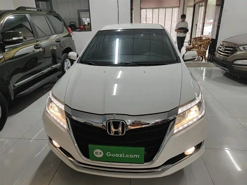 Crider 1.8 L CVT Comfort