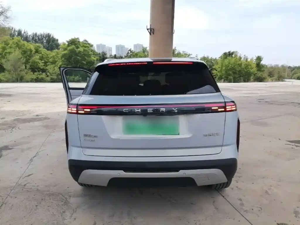 Explore 06 C-DM Luxury