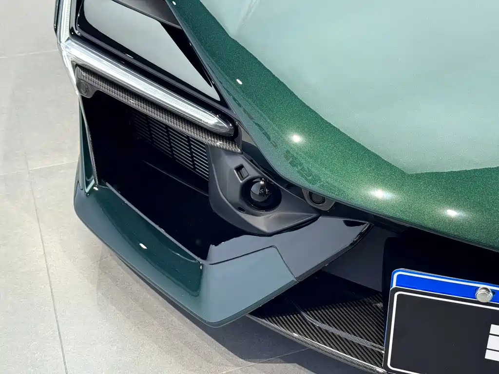 Revuelto 6.5 L PHEV Standard