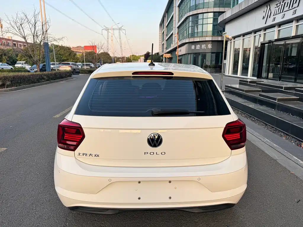 Polo Plus 1.5 L Auto Panoramic Pleasure
