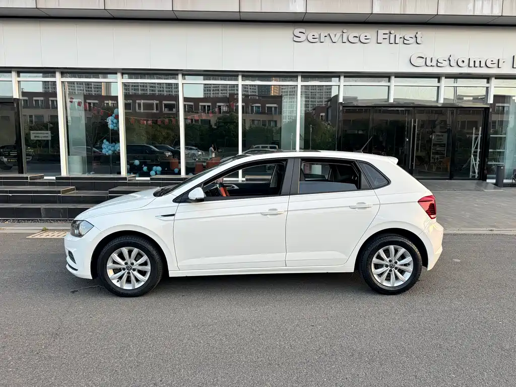 Polo Plus 1.5 L Auto Panoramic Pleasure
