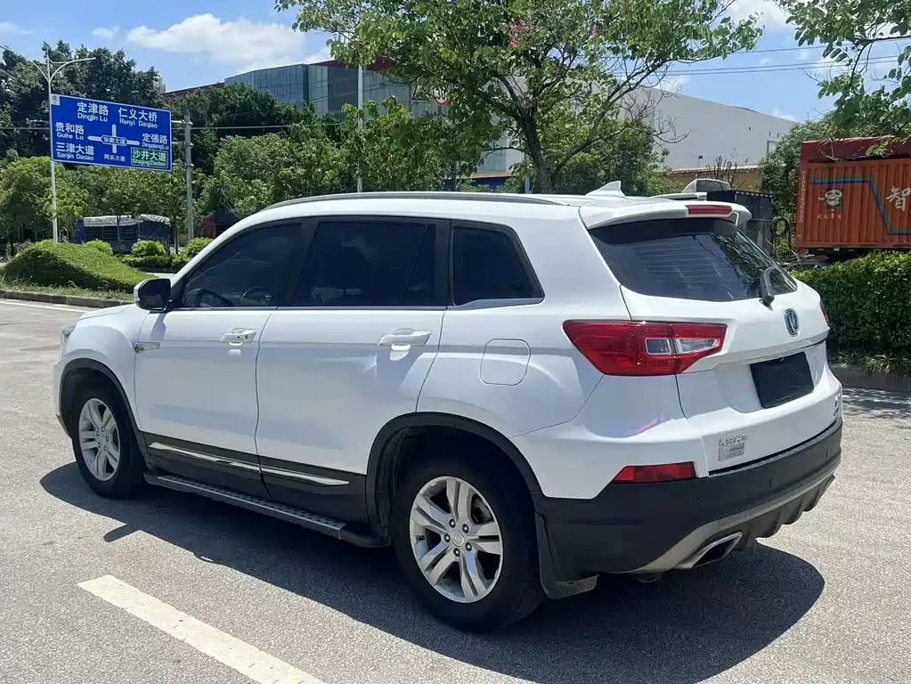Changan CS75 1.8 T Auto Elite CN-V