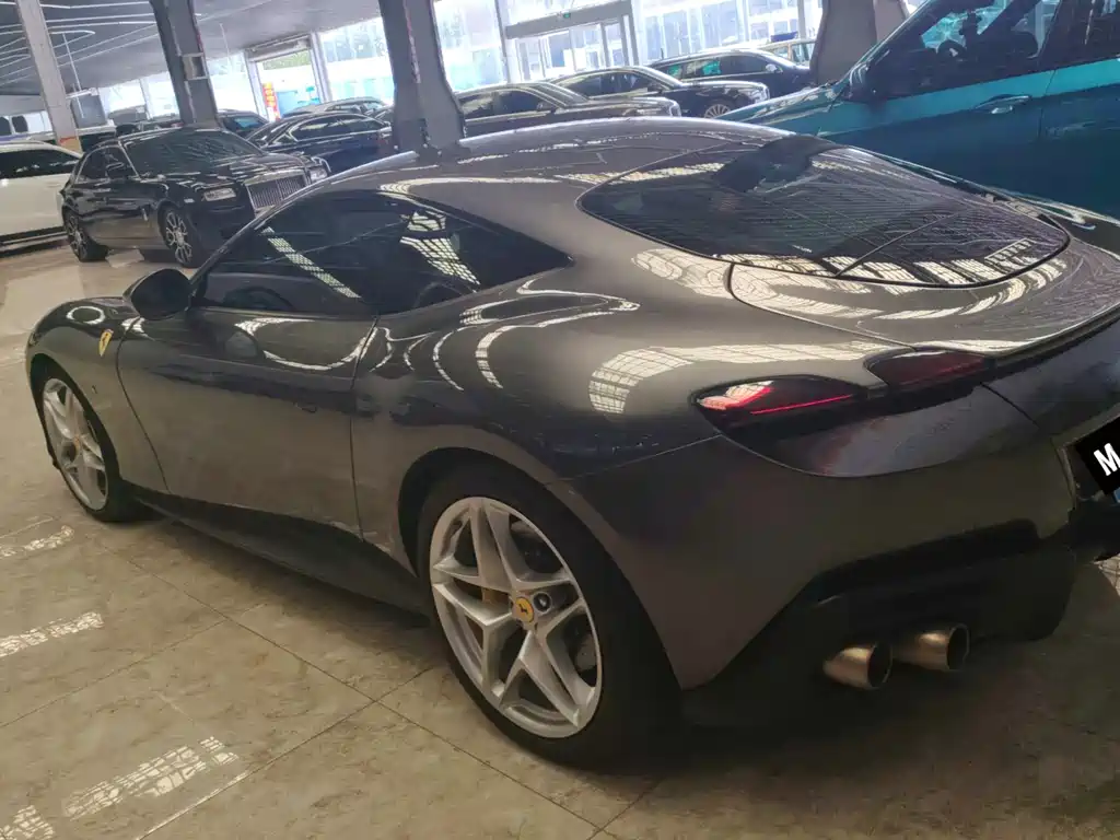 Roma 3.9 T V8