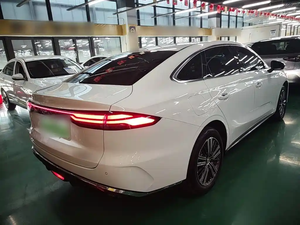 Galaxy Xingyao 6 125 km Explorer +
