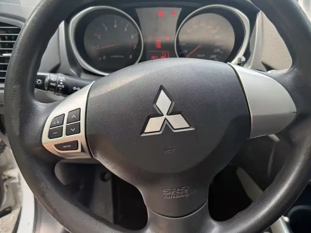 ASX 1.6 L Manual 2 WD Standard