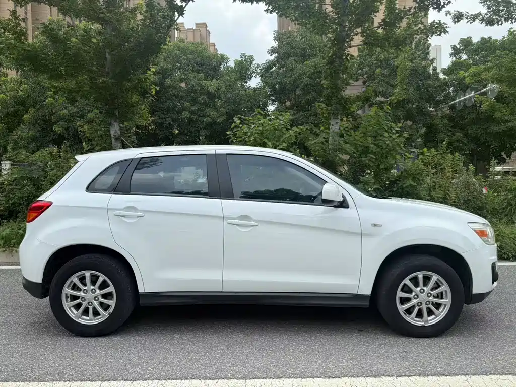 ASX 1.6 L Manual 2 WD Standard