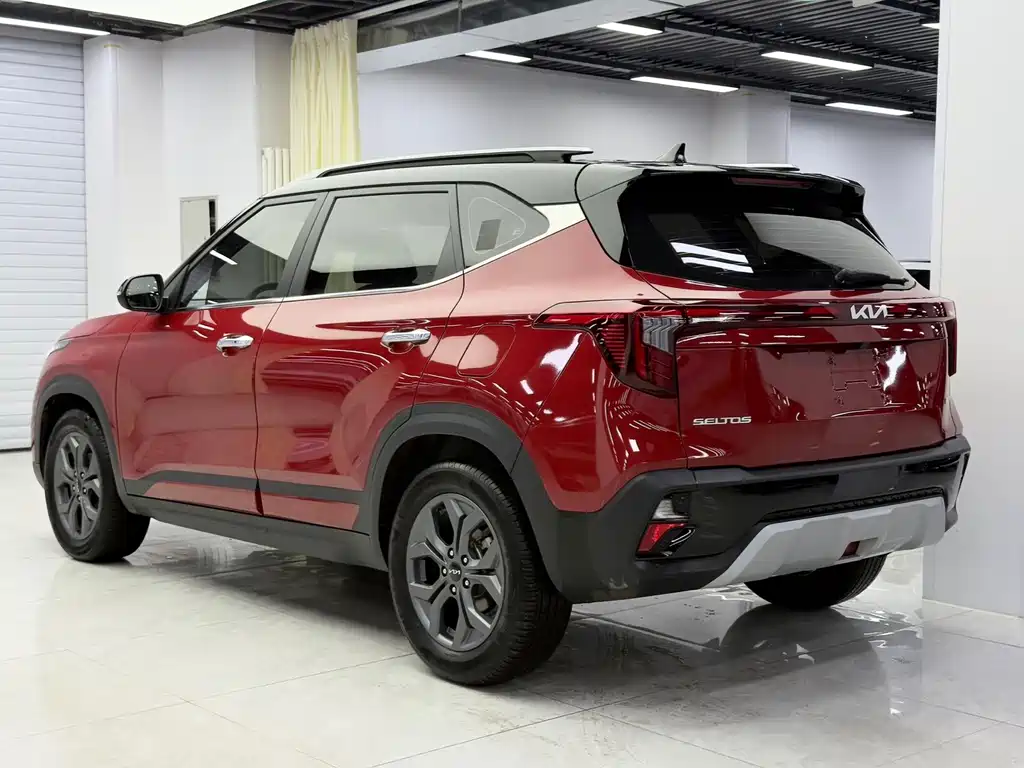 Seltos 1.5 L CVT Luxury