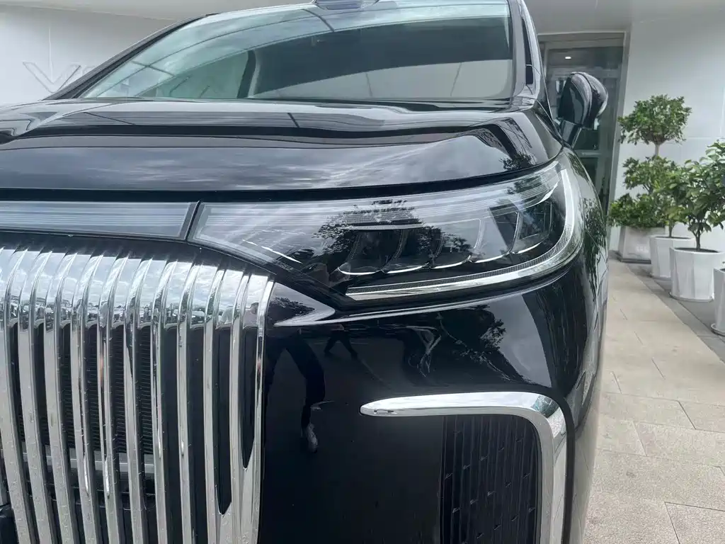 Voyah Dreamer PHEV Qiankun Ultra