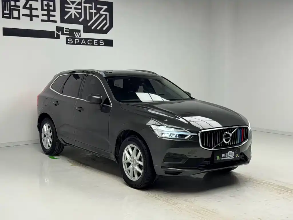 Volvo XC60 T5 4 WD Smart Ease CN-V