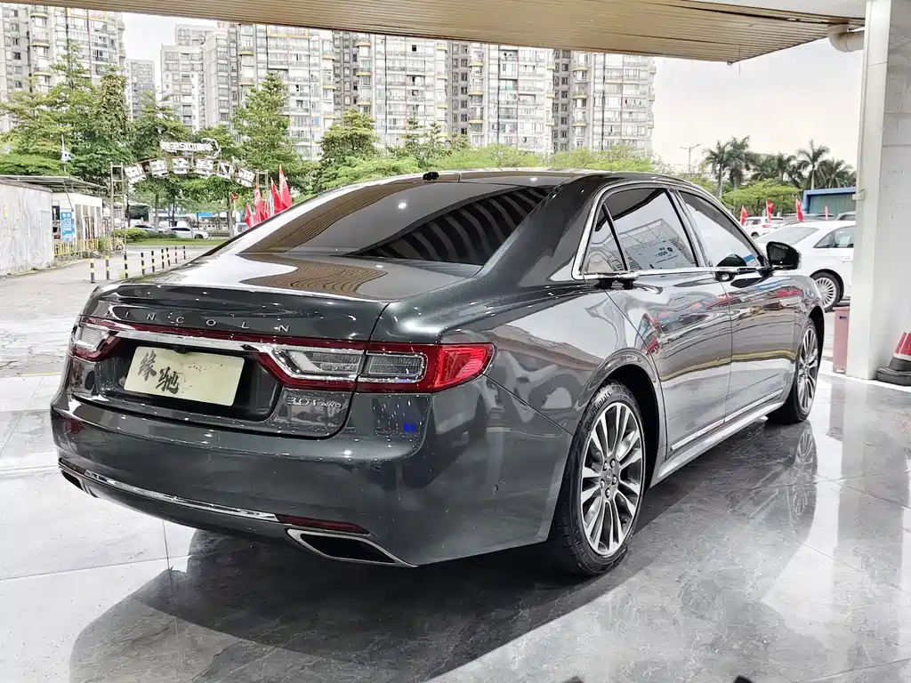 Lincoln Continental 3.0 T 4 WD Honor Shine