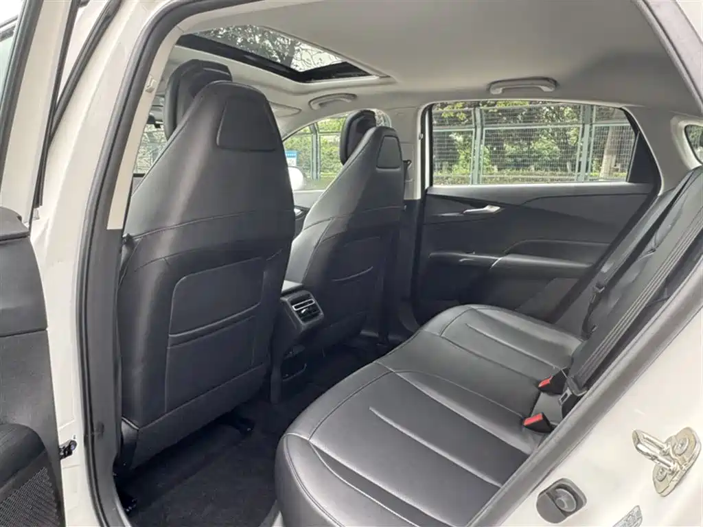 Eado 1.5 T GDI Auto Distinguished