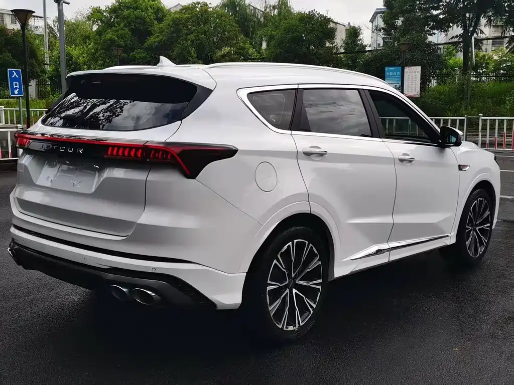 Jetour X70 PLUS 捷途X70 PLUS 2021款 诸葛 1.6 T DCT卧龙 7座