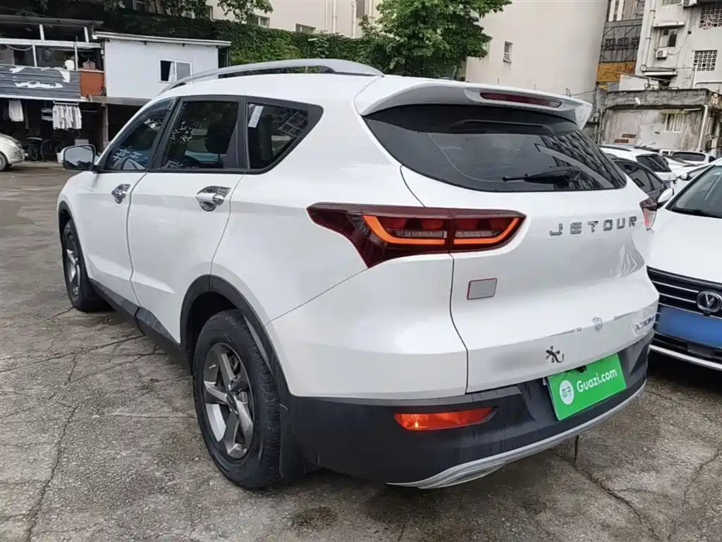 Jetour X70 M 1.5 T DCT Companion