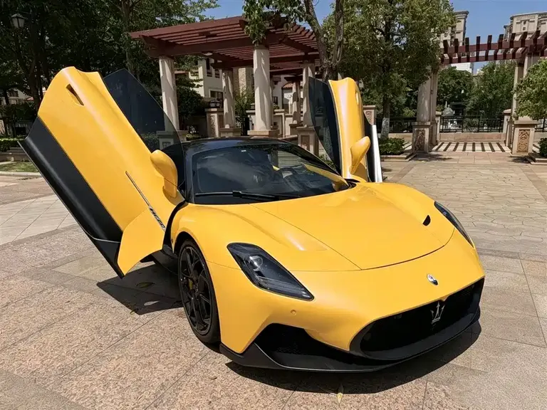 Maserati MC20 3.0 T Standard