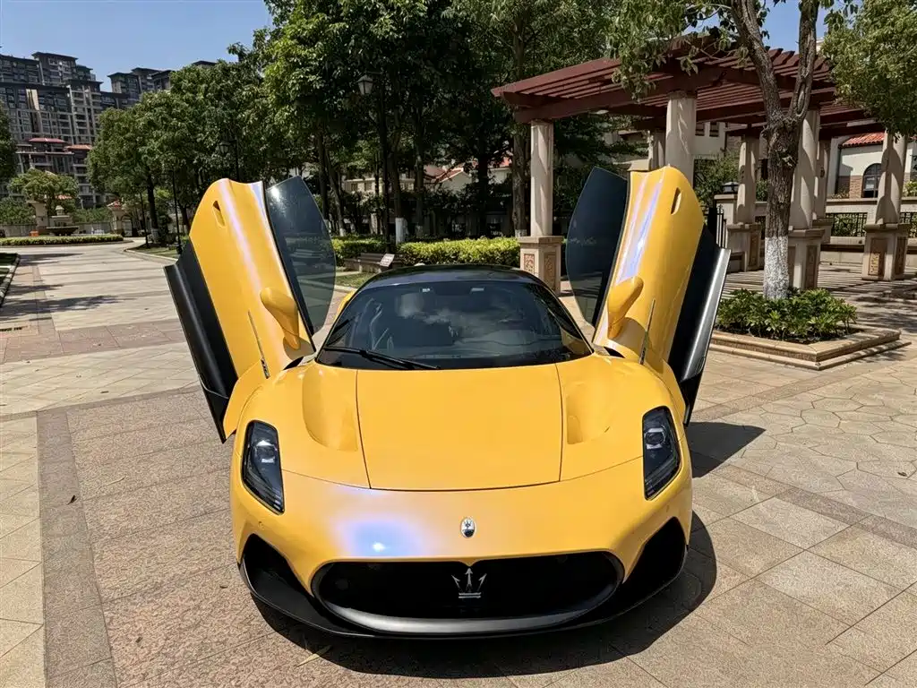 Maserati MC20 3.0 T Standard