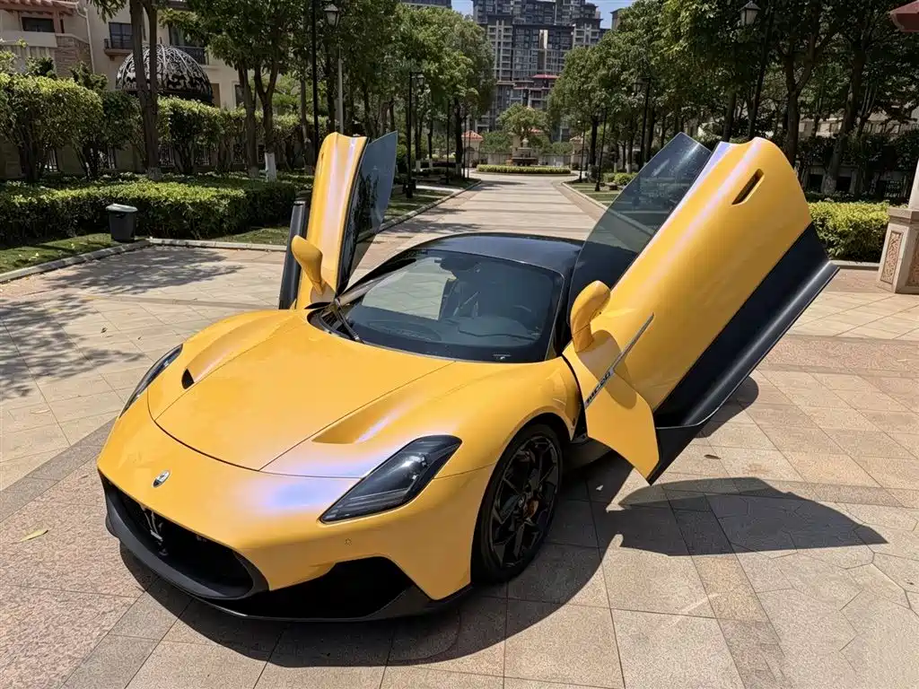 Maserati MC20 3.0 T Standard