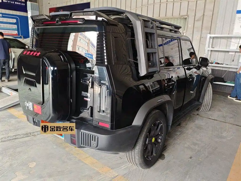 Jetour Traveller 2.0 T 4 WD Cross PRO