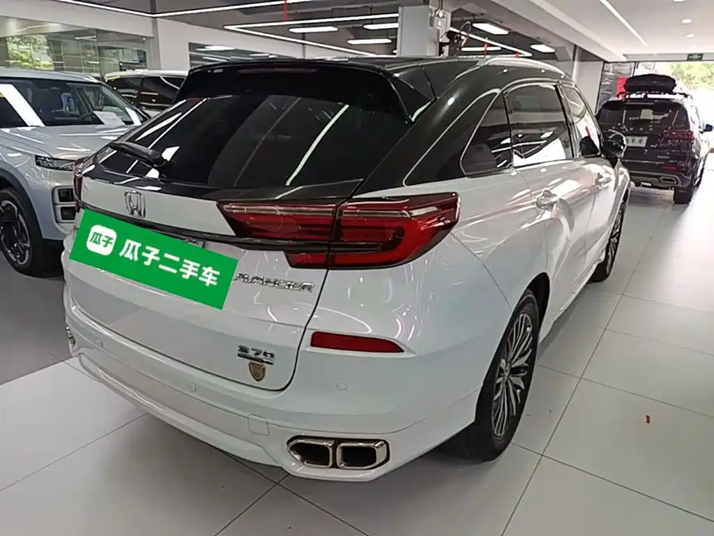 Avancier 370 TURBO 2 WD Luxury