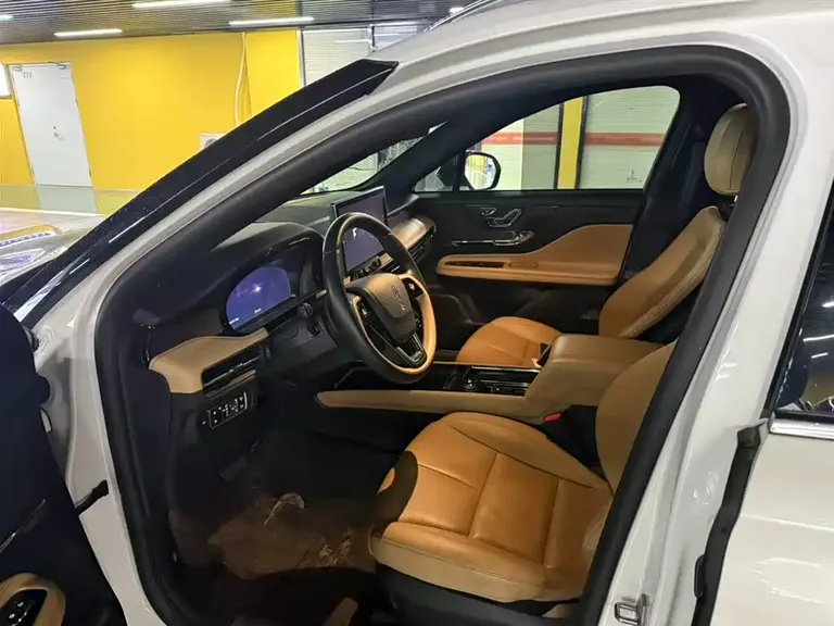 Lincoln Corsair 2.0 T 2 WD Graceful