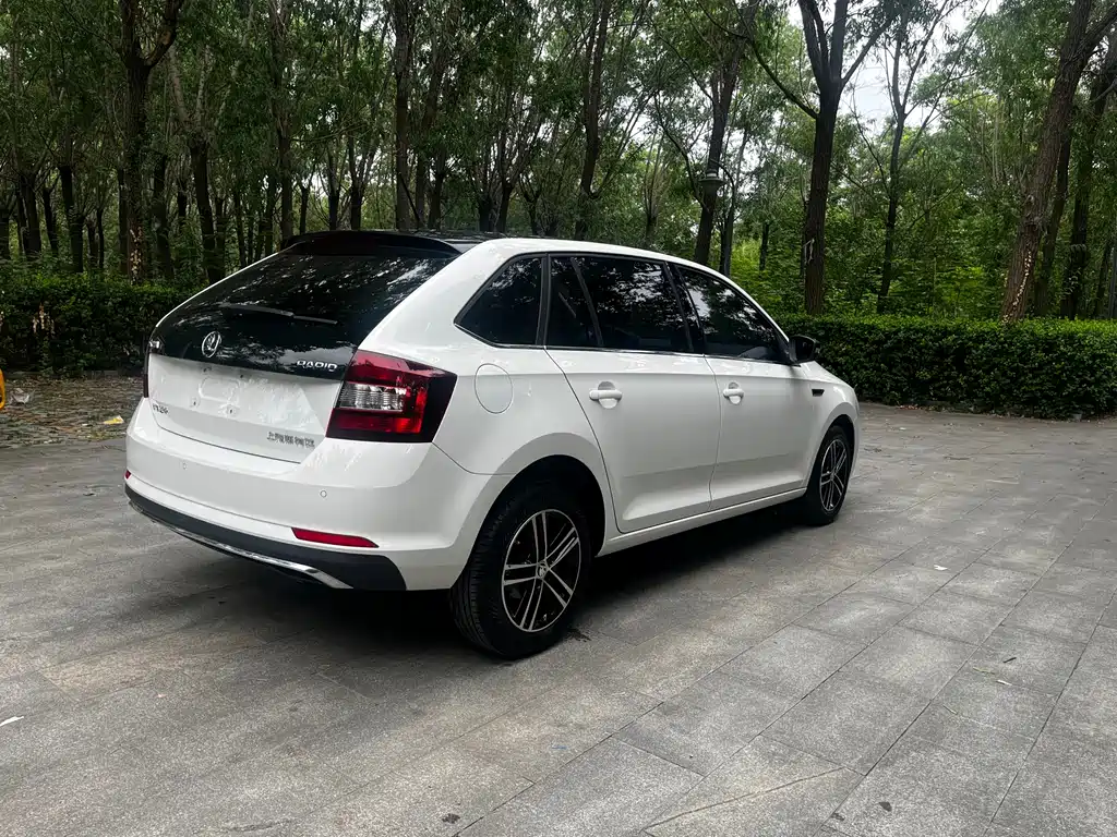 Rapid Spaceback 昕动 2018款 TSI230 DSG运动版