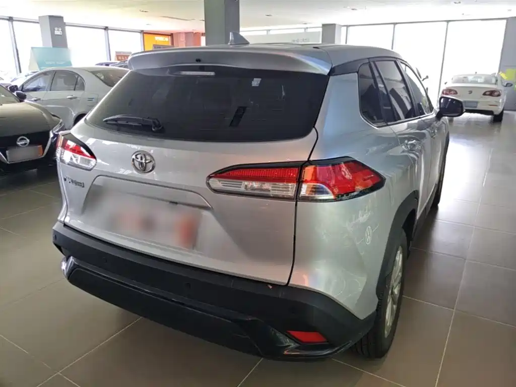 Frontlander 2.0 L CVT Leading