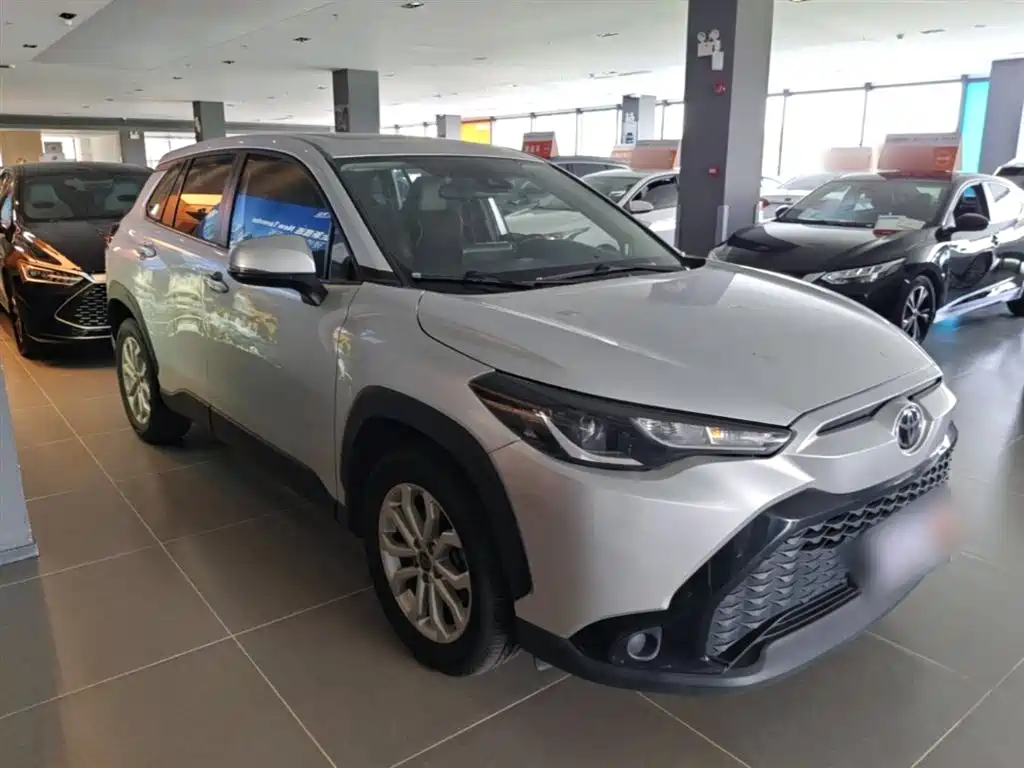 Frontlander 2.0 L CVT Leading