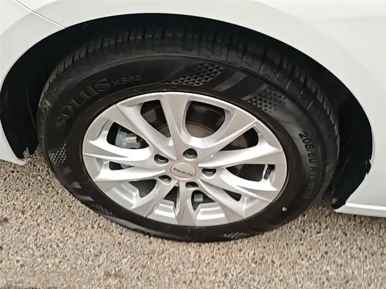 Roewe i5 1.5 L CVT Luxury