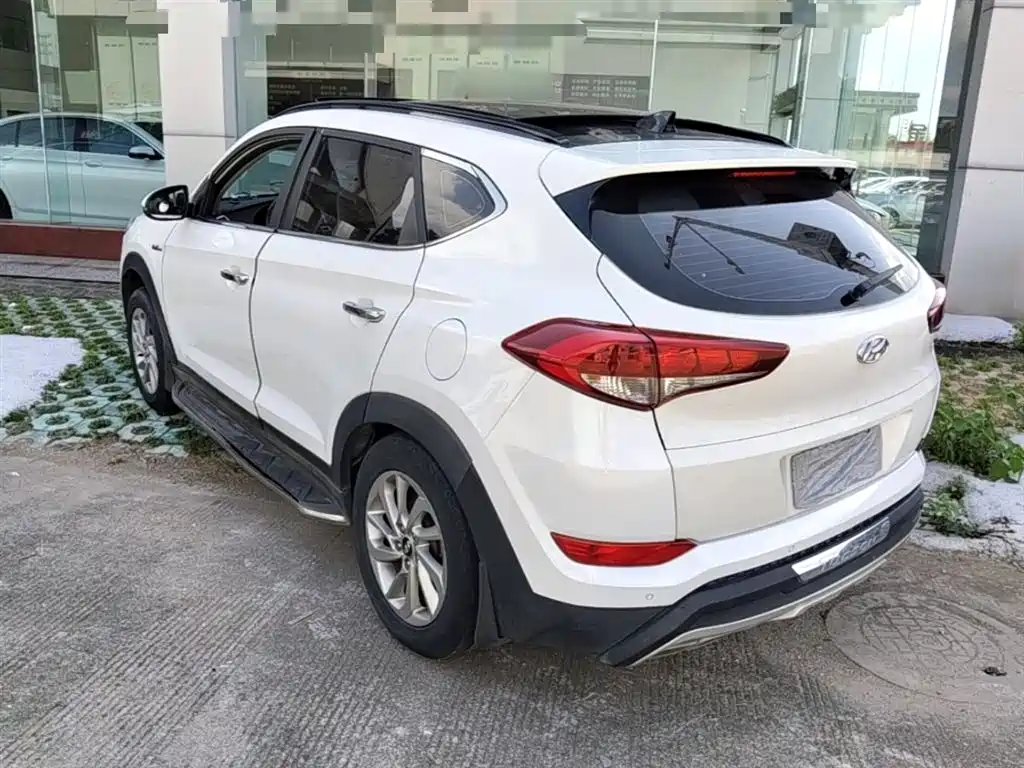Tucson 1.6 T DCT 2 WD Intelligent