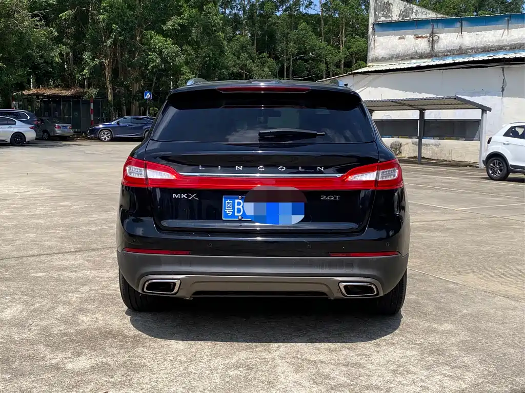 Lincoln MKX 2.0 T 2 WD Premium
