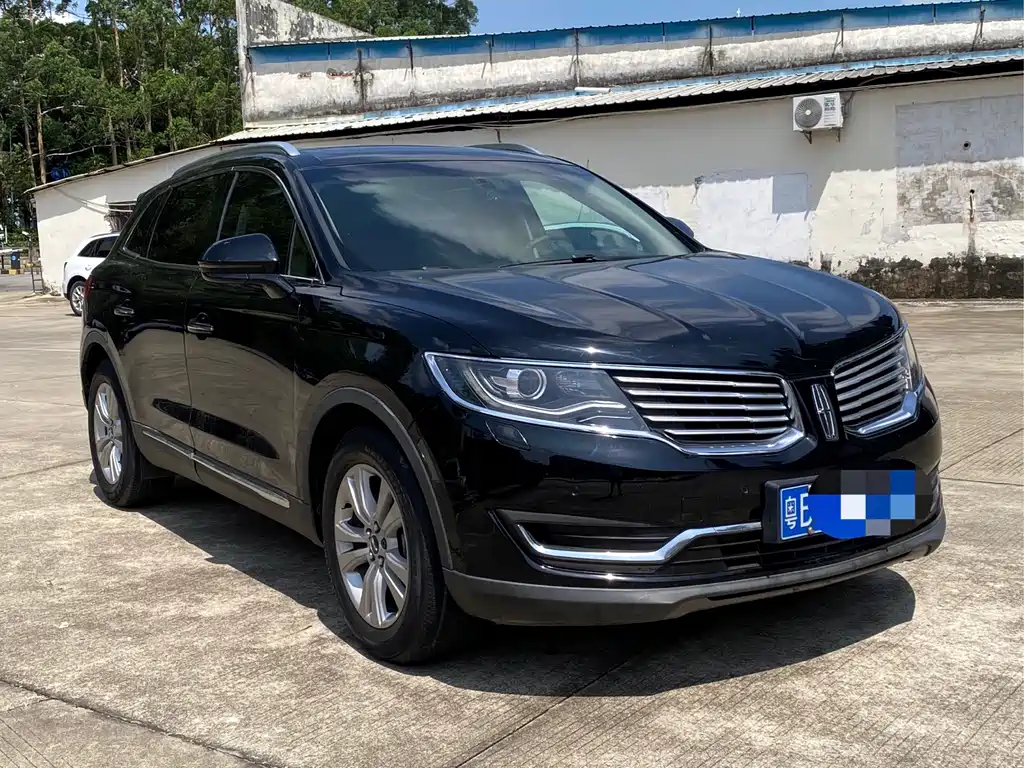 Lincoln MKX 2.0 T 2 WD Premium