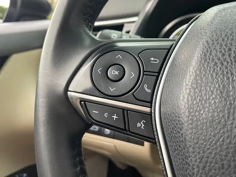 Toyota Camry Dual Engine 2.5 HG Luxury
