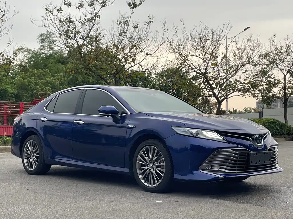 Camry Dual Engine 2.5 HG Luxury