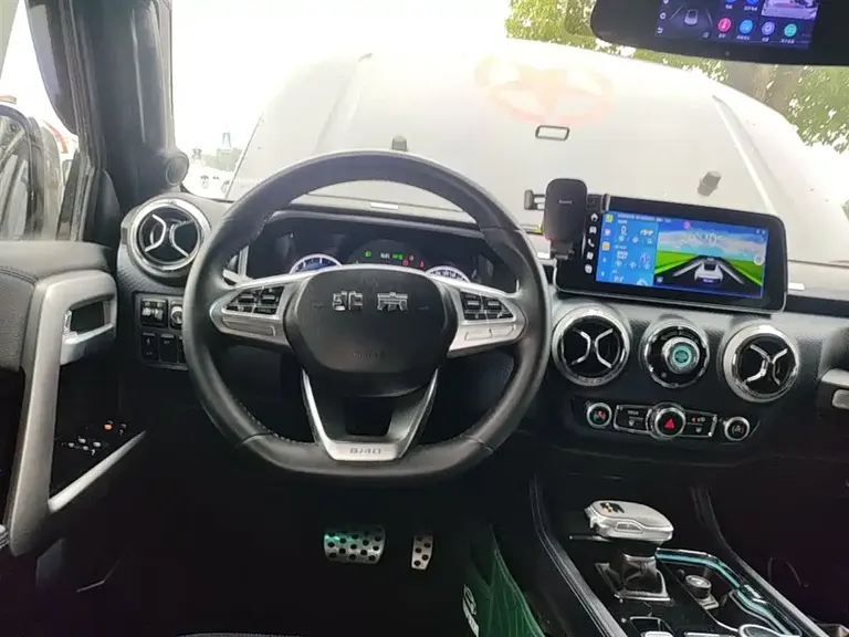 BAIC BJ40 2.0 D Blade Hero Glory