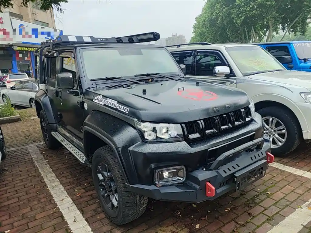 BAIC BJ40 2.0 D Blade Hero Glory