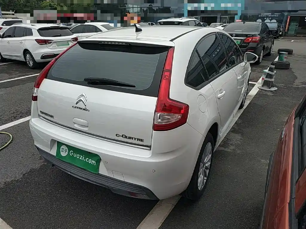 C-Quatre Hatchback 1.6 L Manual Joy Style