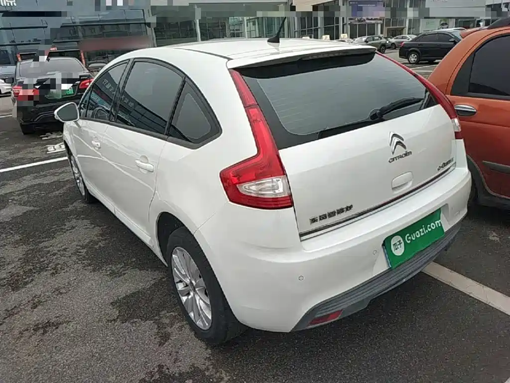 C-Quatre Hatchback 1.6 L Manual Joy Style