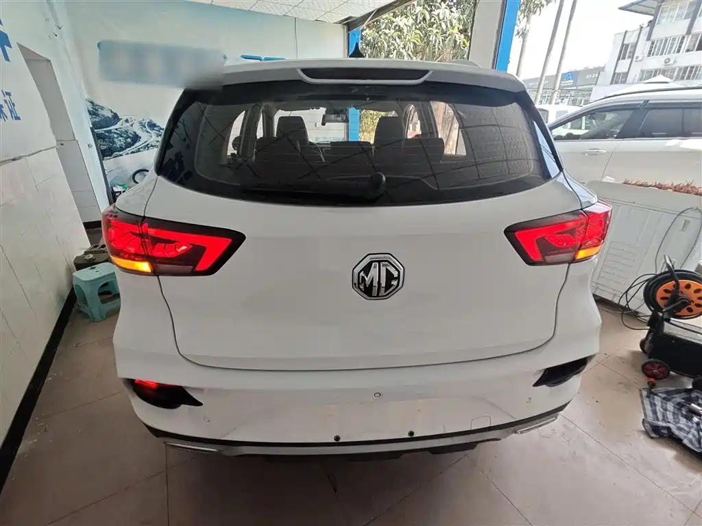 MG ZS 180 DVVT Auto Lite