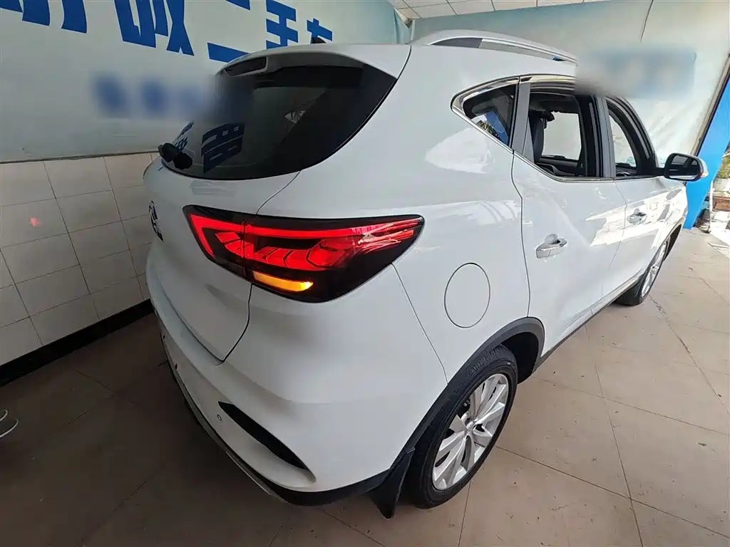 MG ZS 180 DVVT Auto Lite
