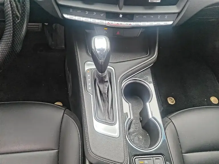 Cadillac CT4 28 T Fashion