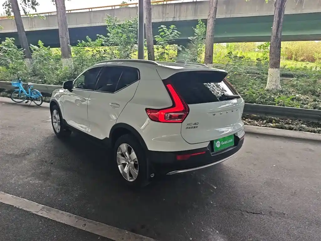Volvo XC40 T4 4 WD Smart Travel Fashion