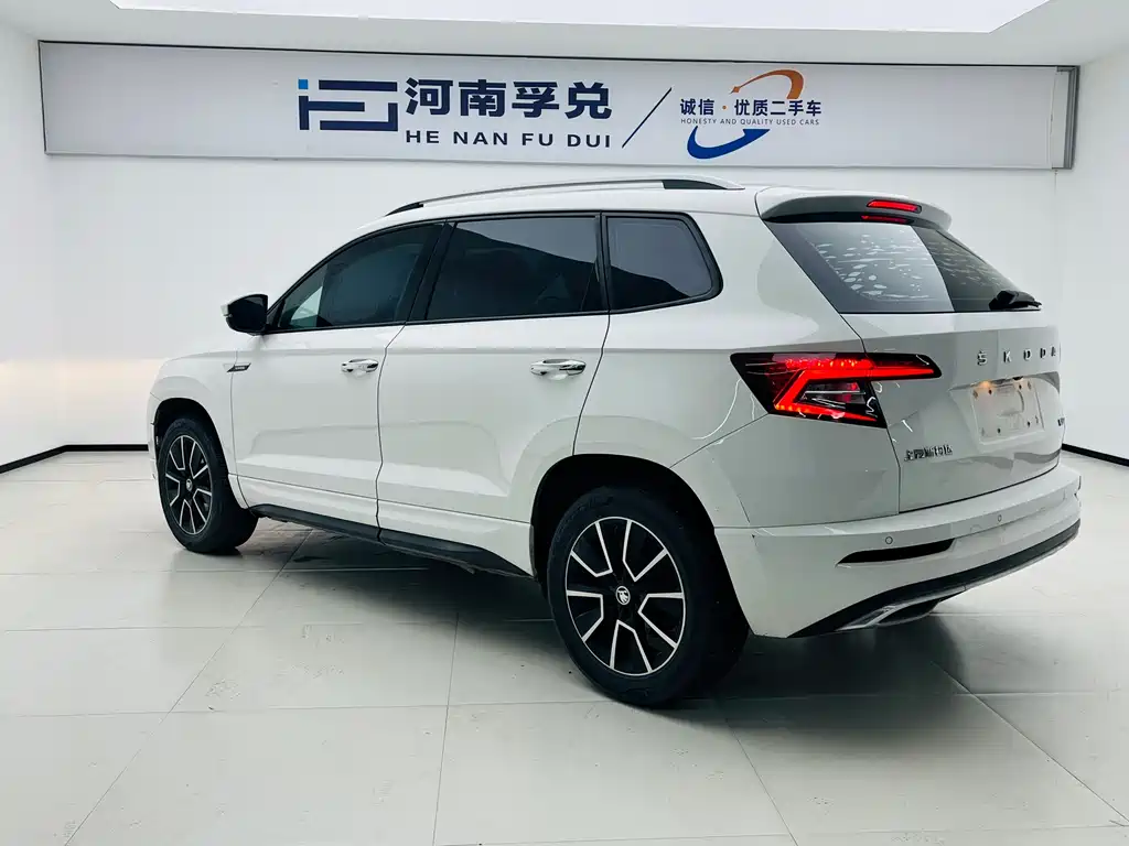 Karoq TSI280 Premium