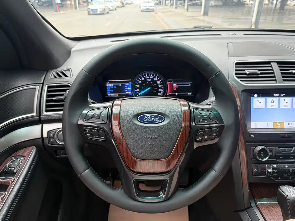 Explorer (Import) 2.3 T Style