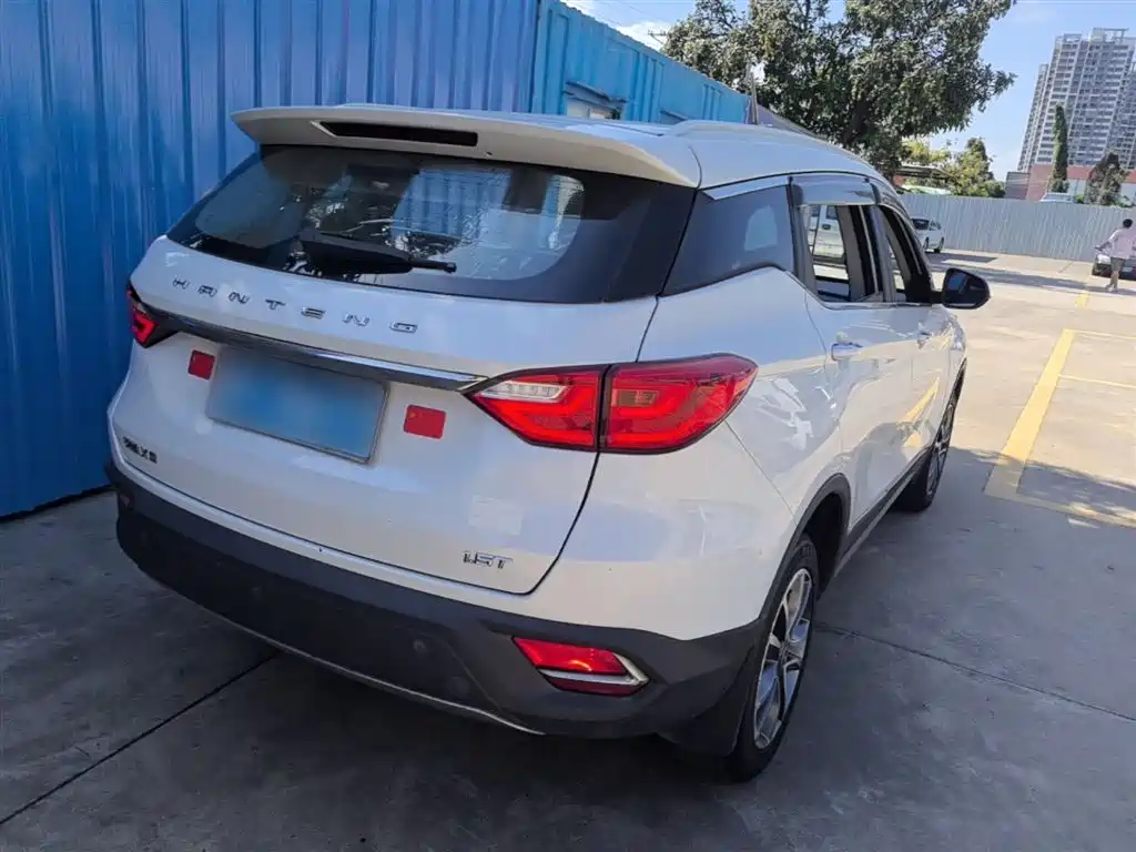 Hanteng X5 汉腾X5 2018款 1.5 T CVT精英版