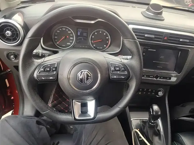 MG ZS 1.5 L Auto Premium Internet