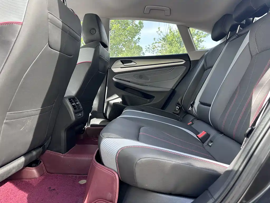 Lamando Lamando L 280 TSI DSG Spicy Cool
