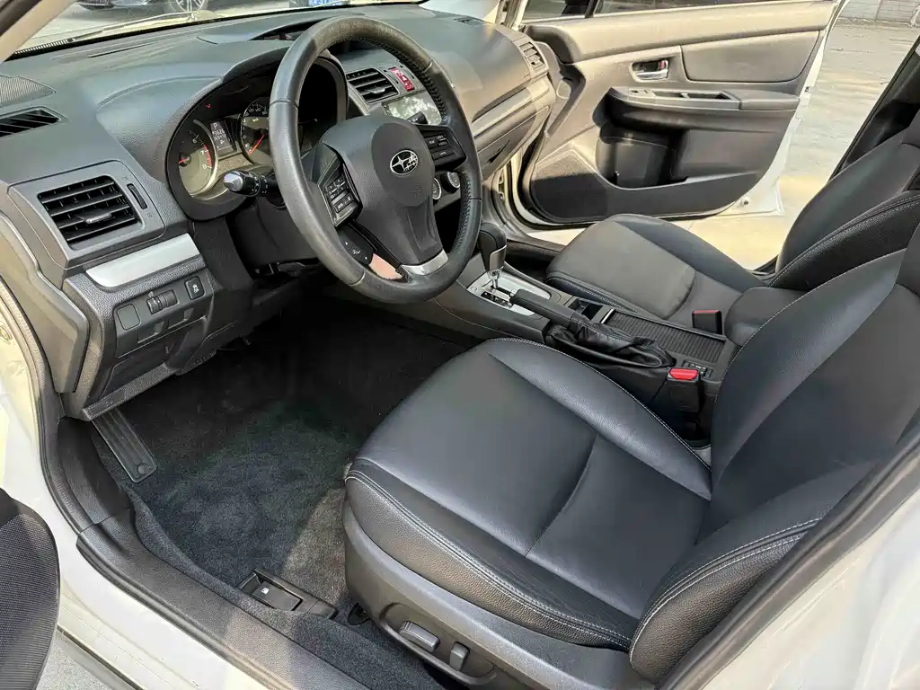 Subaru XV 2.0 i Luxury